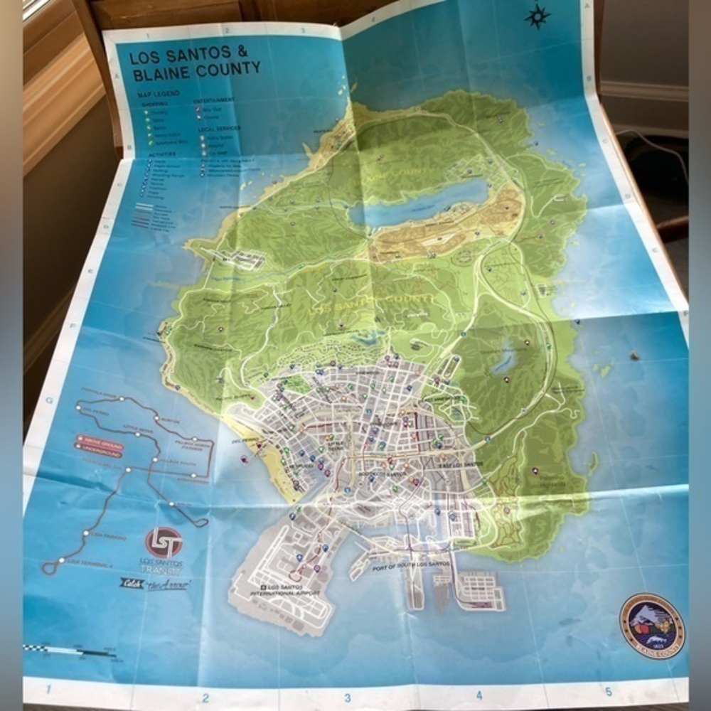 🚌🚚🏎️ Grand Theft Auto paper map of Los Santos  in good condition!!